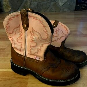 Justin's Cowgirl Boots